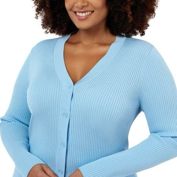 Edited by Remi Bader Women's V-Neck Cardigan Light Blue Size M Soft stretch knit - Picture 10 of 10